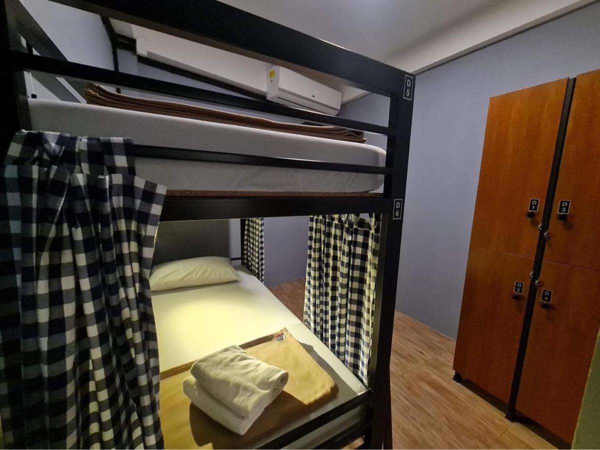 อรุณ โอลด์ทาวน์ Hostel กรุงเทพมหานคร ภายนอก รูปภาพ