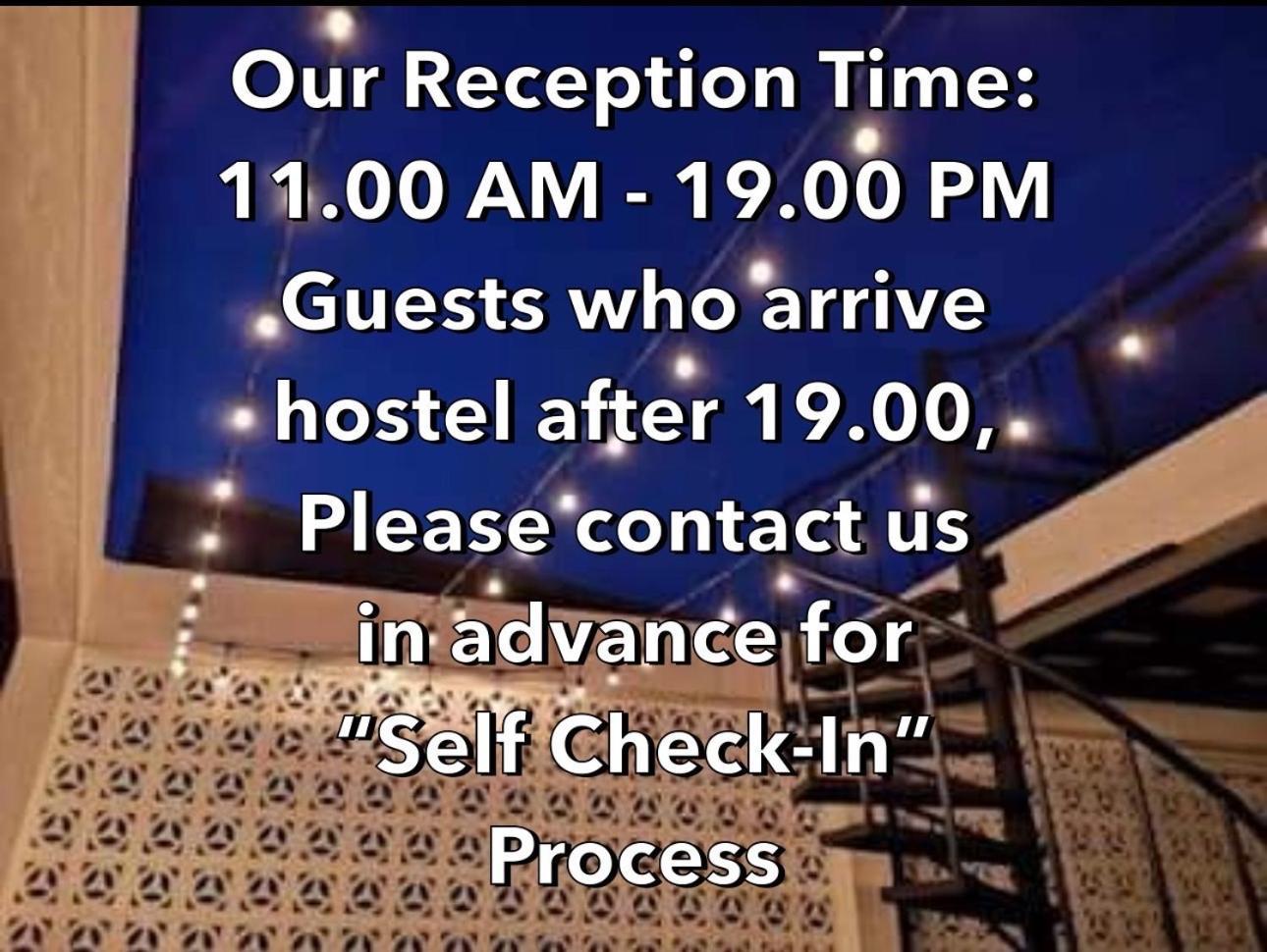 อรุณ โอลด์ทาวน์ Hostel กรุงเทพมหานคร ภายนอก รูปภาพ