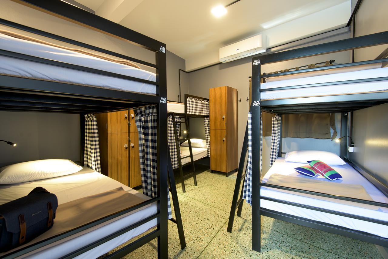 อรุณ โอลด์ทาวน์ Hostel กรุงเทพมหานคร ภายนอก รูปภาพ