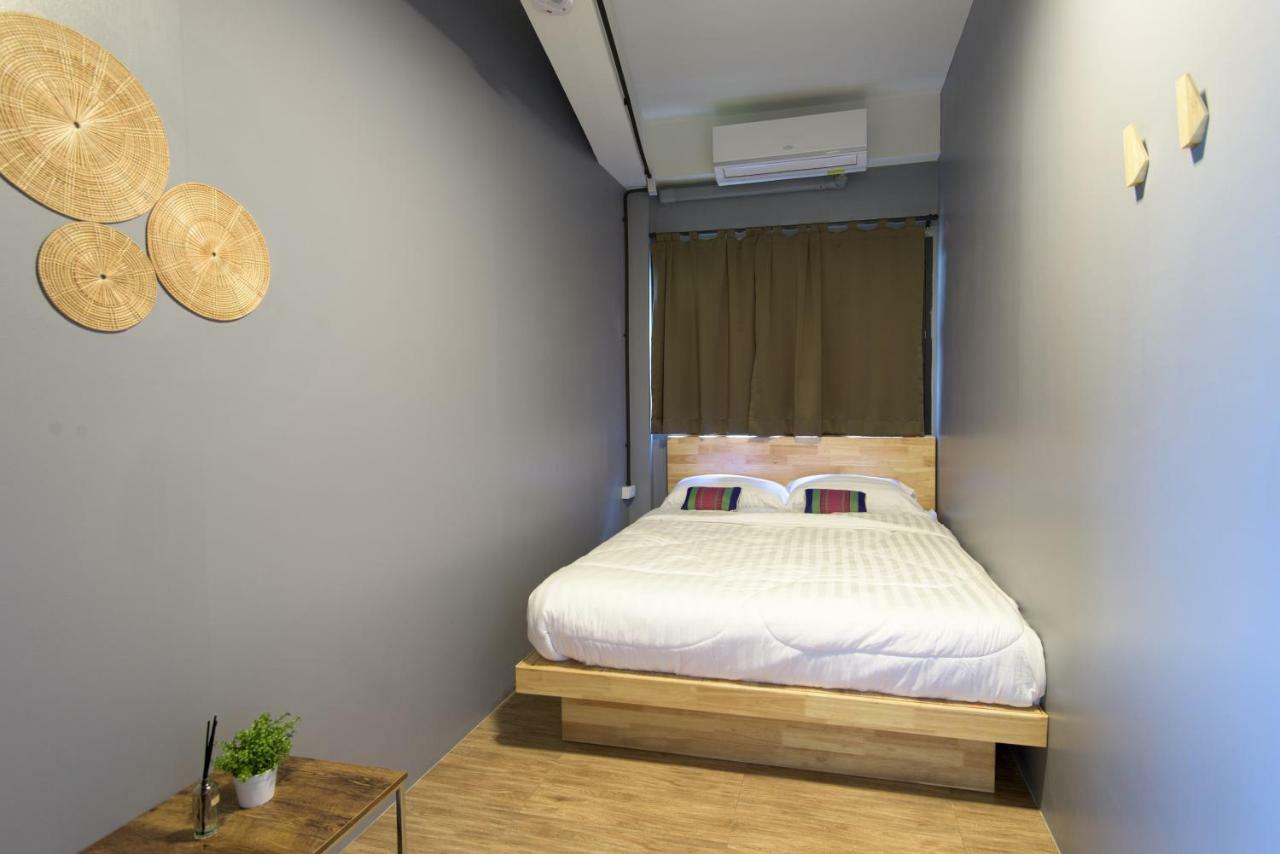 อรุณ โอลด์ทาวน์ Hostel กรุงเทพมหานคร ภายนอก รูปภาพ