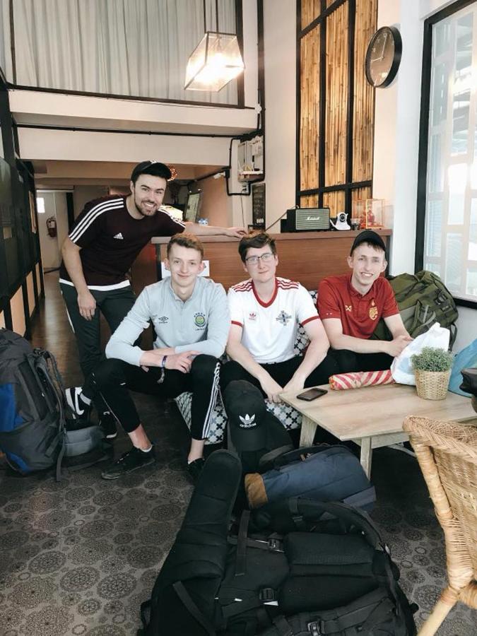 อรุณ โอลด์ทาวน์ Hostel กรุงเทพมหานคร ภายนอก รูปภาพ